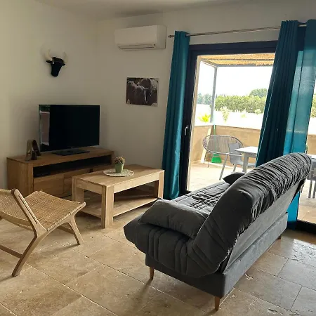 Gite A La Ferme Avec Piscine Arles Exterior photo