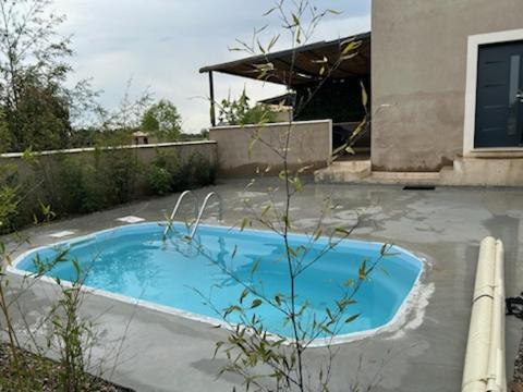 A La Ferme Avec Piscine